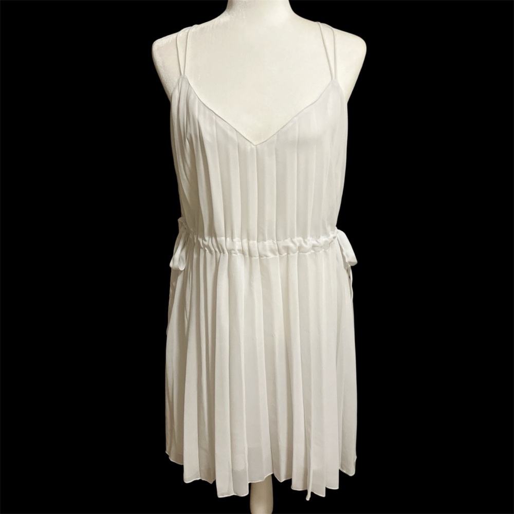 Elegant Asos White Pleated Dress